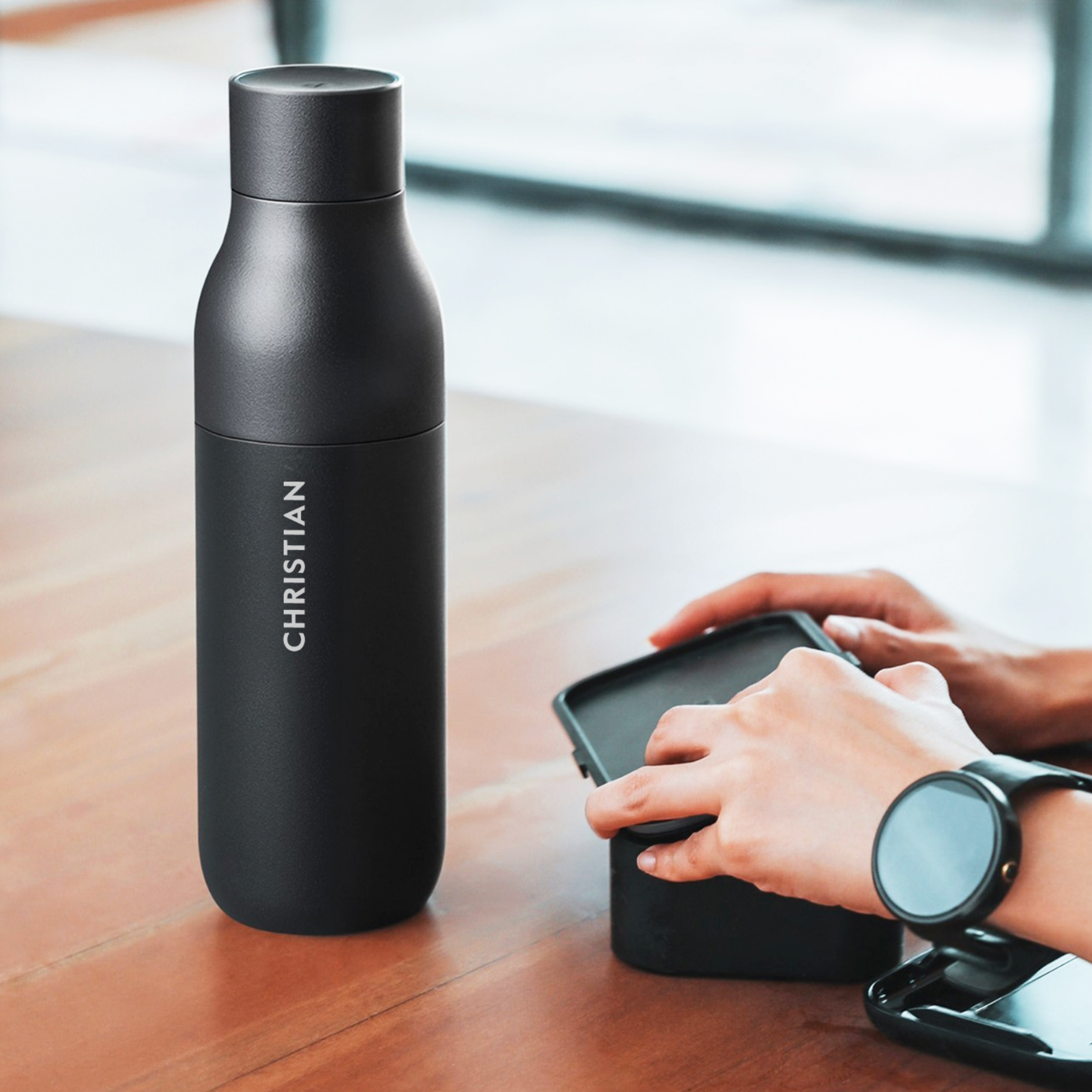 Liam | Smart-Bottle™